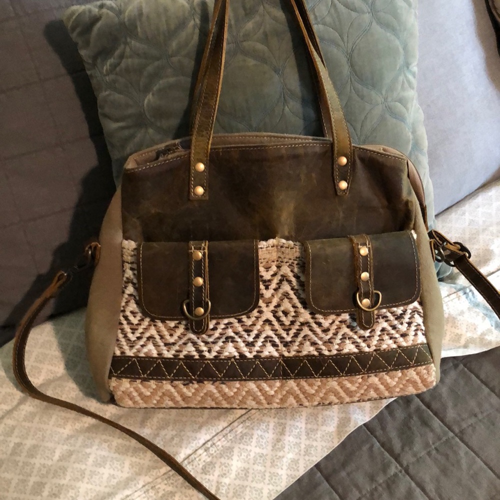 Myra Bag